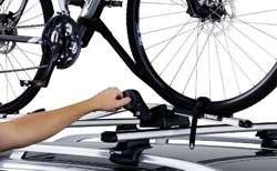 pokrętło sterujące zaciskaniem ramy bicykla zapewniające właściwe zabezpieczenie